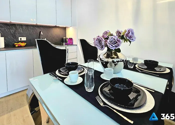 365pam - Silver Westin House - Parking, Basen, Jacuzzi, Sauna, Silownia, Plac Zabaw W Cenie アパート コウォブジェク