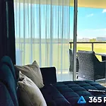 شقة 365pam - Silver Westin House - Parking, Basen, Jacuzzi, Sauna, Silownia, Plac Zabaw W Cenie كولوبرزيغ